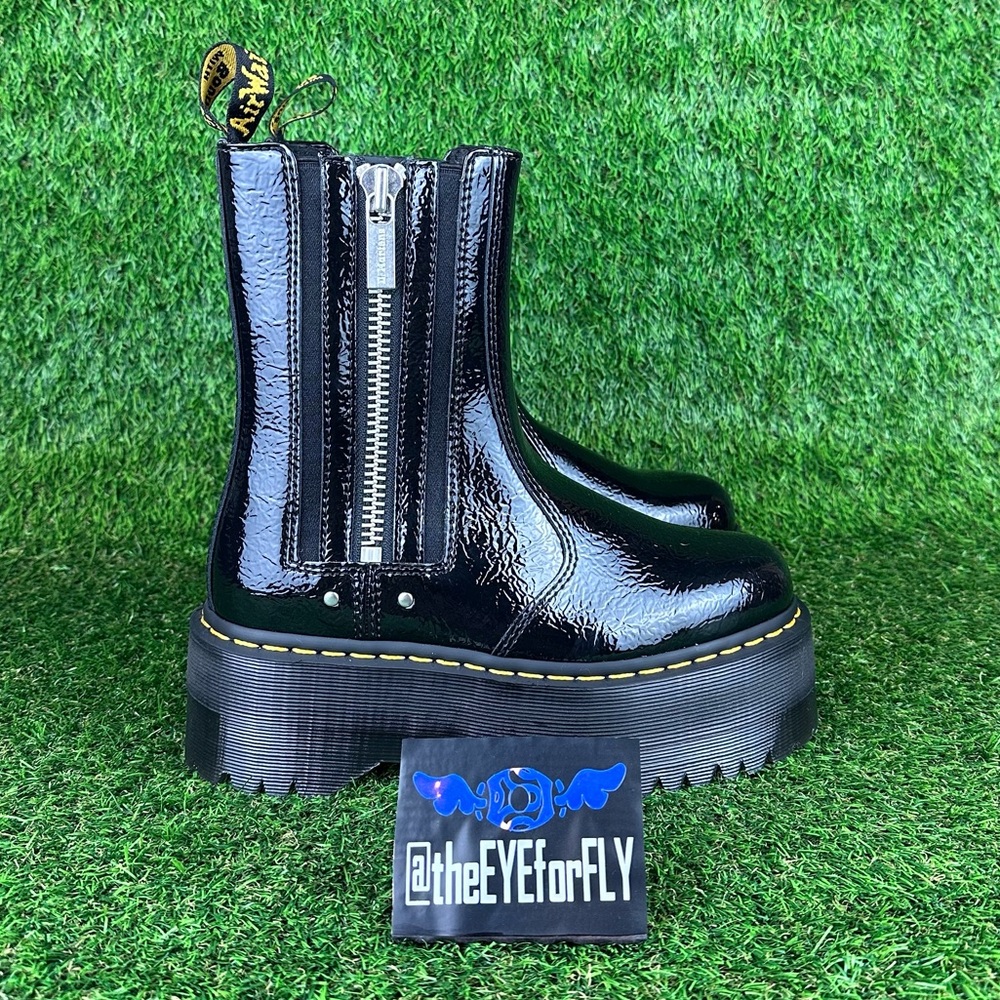 NEW Dr. Martens 2976 Max Quad Distressed Patent Leather Black Boots